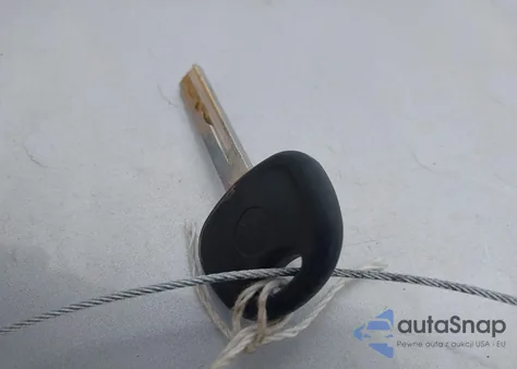 2016 Hyundai Veloster из США, поврежденный, VIN KMHTC6AD0GU304338